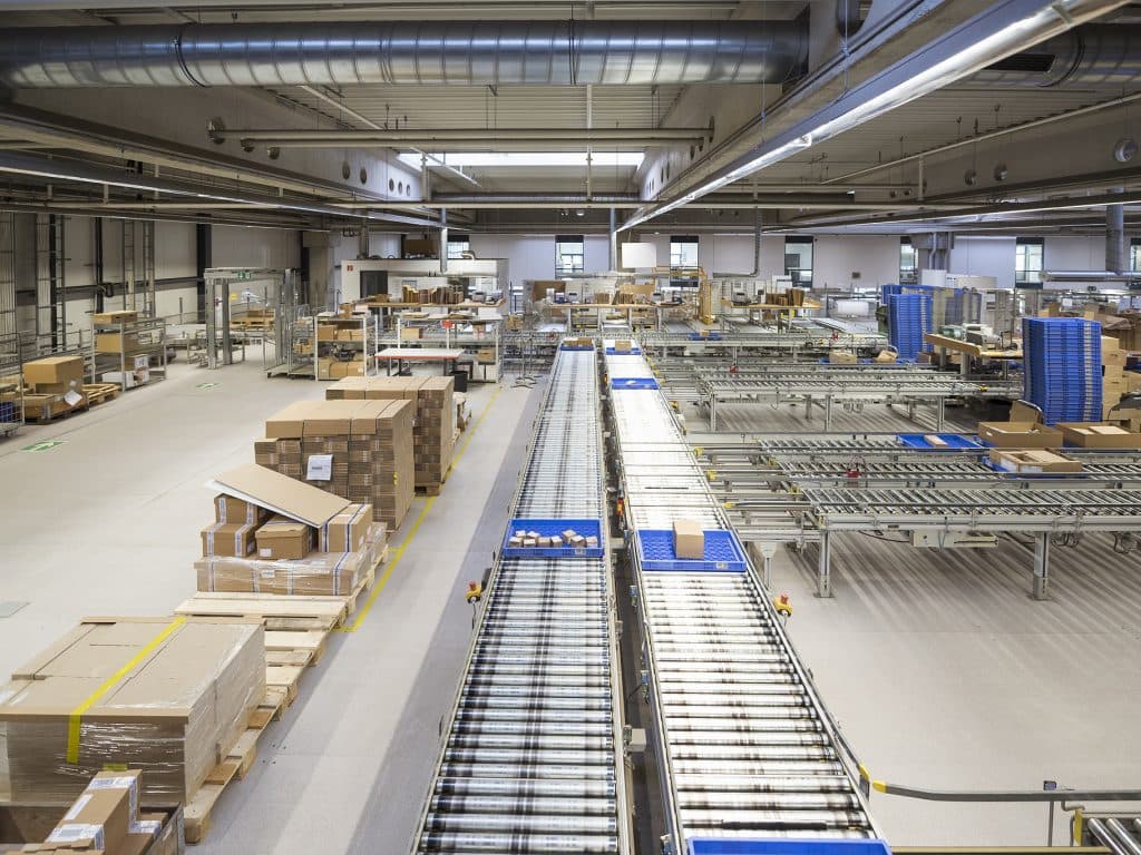 快遞行業(yè)實現(xiàn)RFID技術(shù)自動化分揀解決方案 4 快递行业实现RFID技术自动化分拣解决方案(images 4)