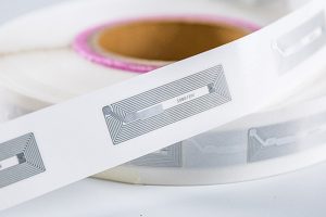 揭秘超高頻RFID技術：3大優勢助力企業降本增效