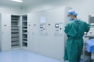 手術室智能發(fā)衣柜：如何實現高效、精準的衣服補充...